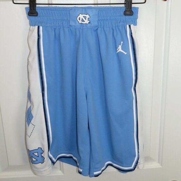Jordan Valor UNC North Carolina Tar Heels Youth Medium Basketball Shorts - Picture 1 of 8